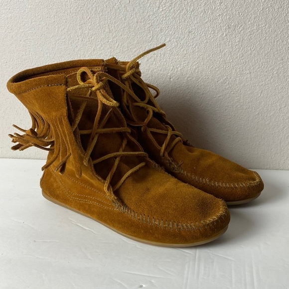 Minnetonka booties 7 - Picture 1 of 5